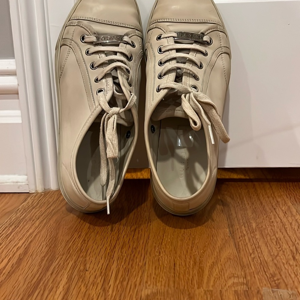 Gucci Calfskin Men’s Leather Sneakers